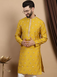 Anouk Floral Embroidered Zari Straight Kurta