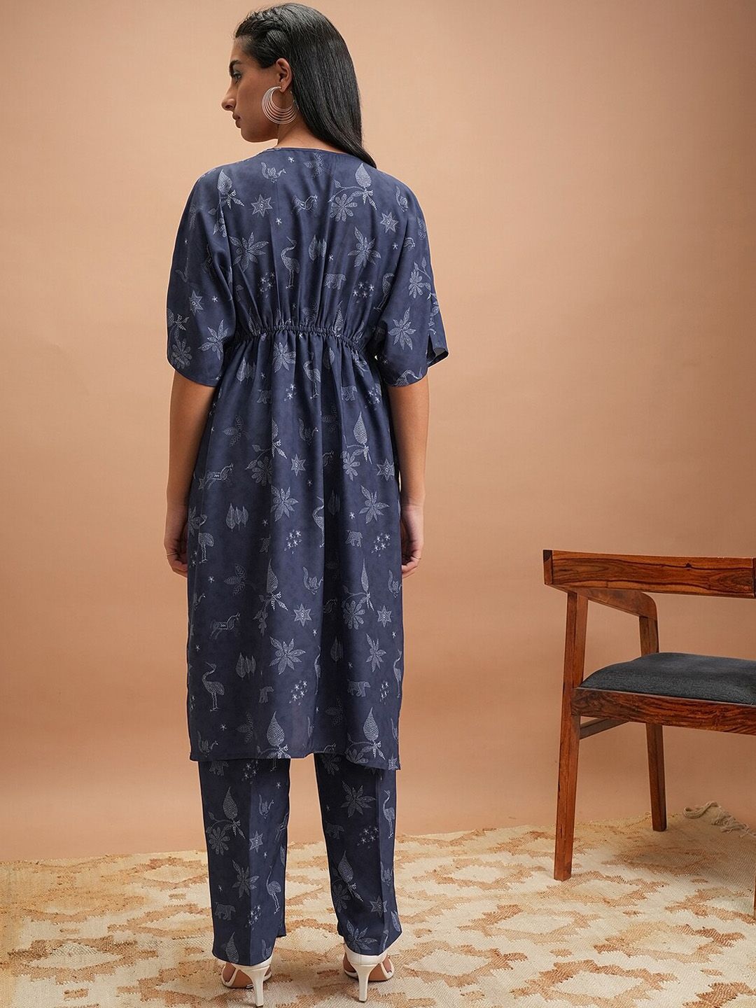 Vishudh Printed Round Neck Short Sleeves Tunic with Trousers
