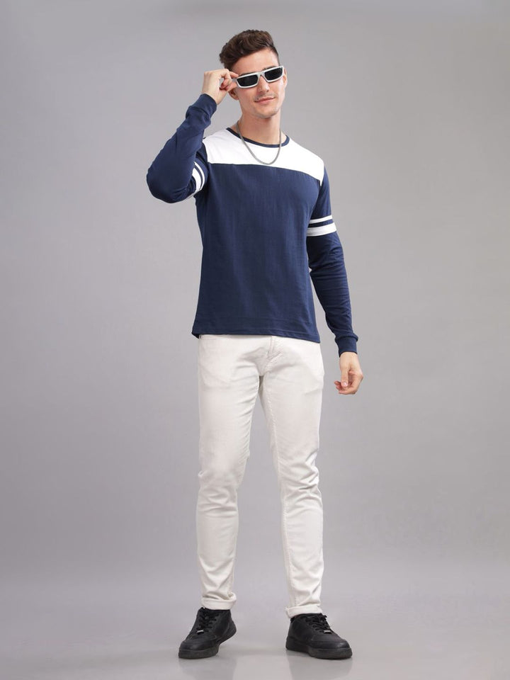 ADRO Men Colourblocked Round Neck T-shirt