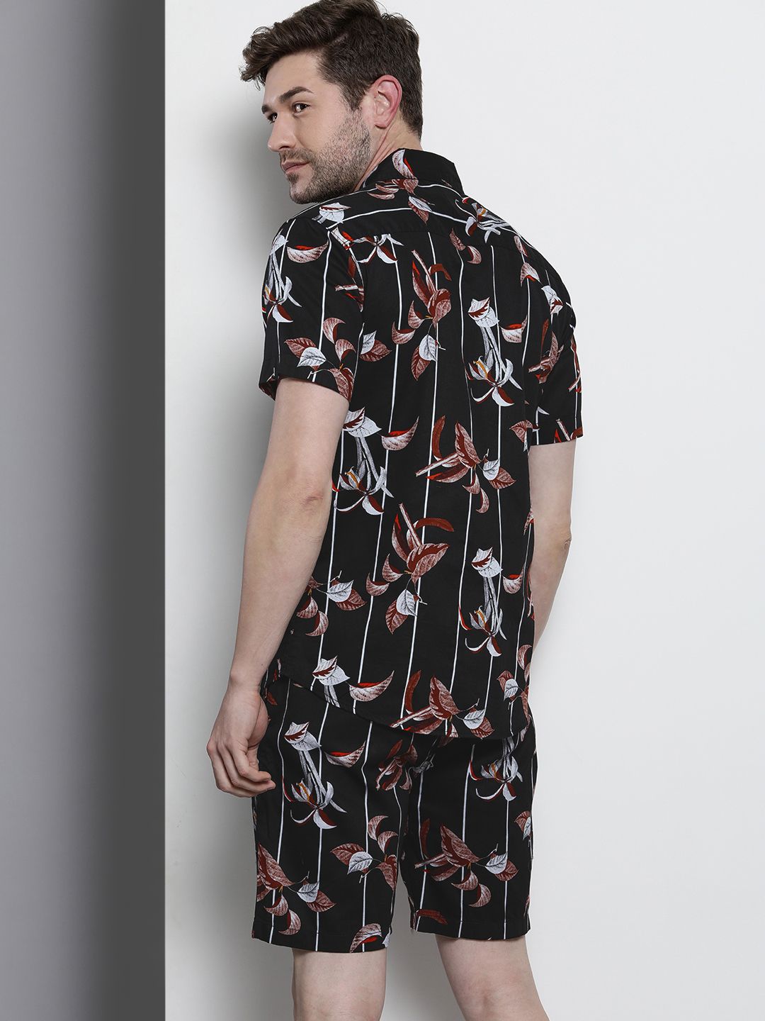 The Indian Garage Co Men Black Printed Pure Cotton Night Suit