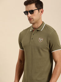 Menjadi T-Shirt Kasual Kolar Polo Kapas Manusia
