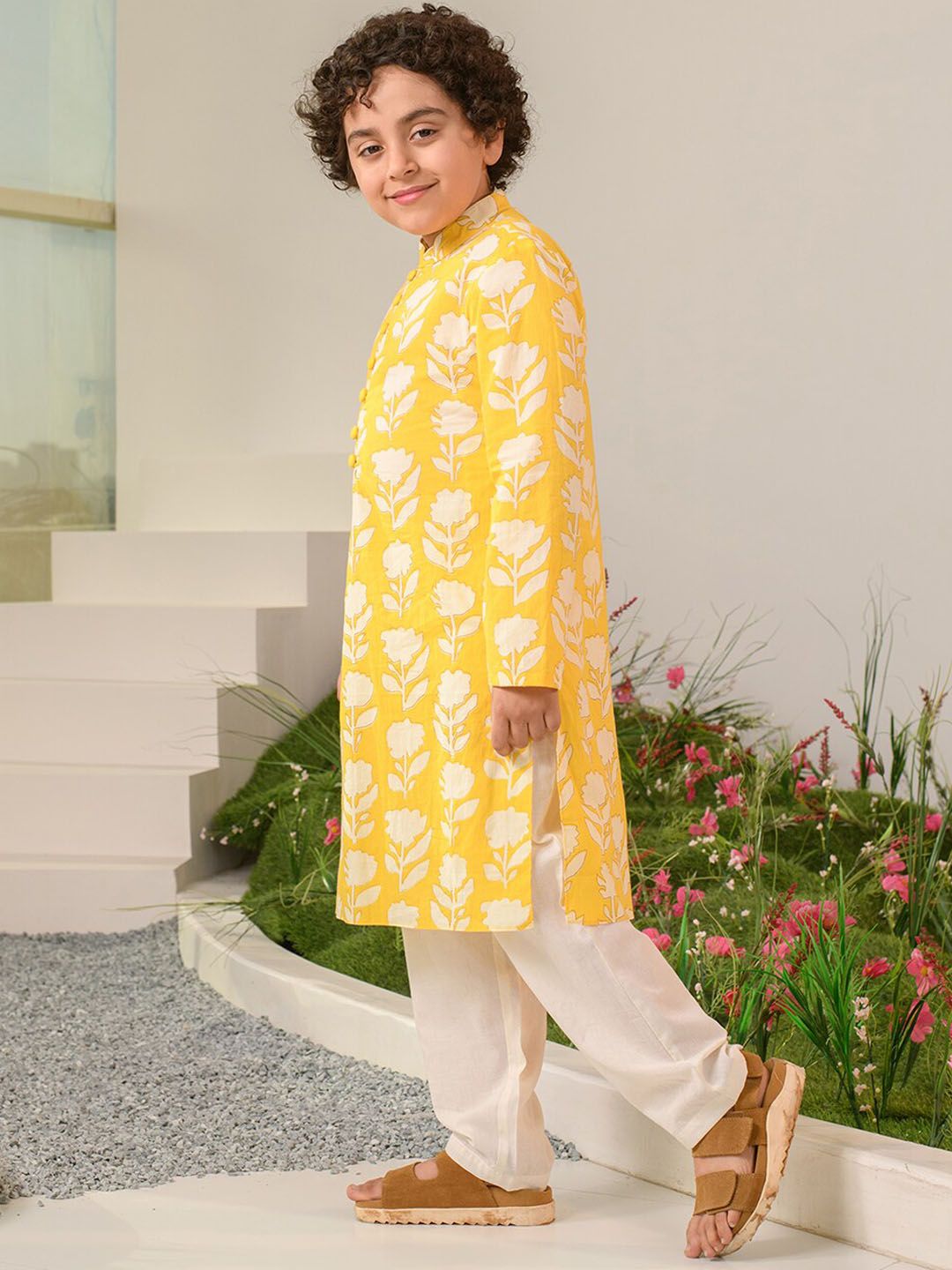 pspeaches Boys Floral Printed Pure Cotton Kurta with Pyjamas