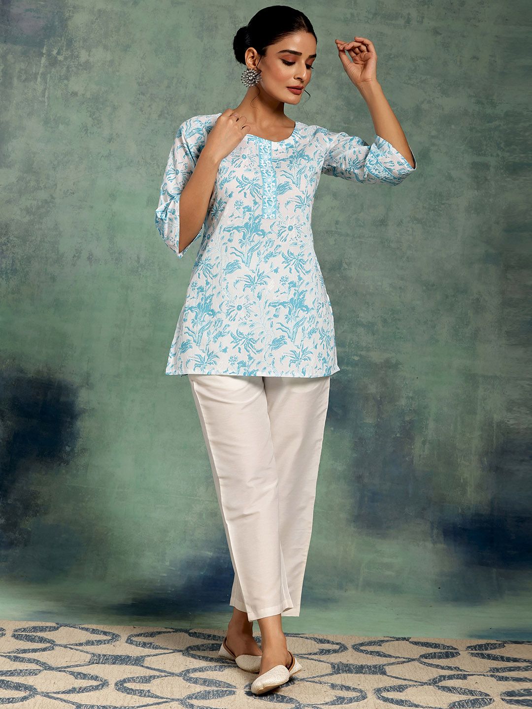 Libas Floral Printed Flared Sleeves Pure Cotton Kurti