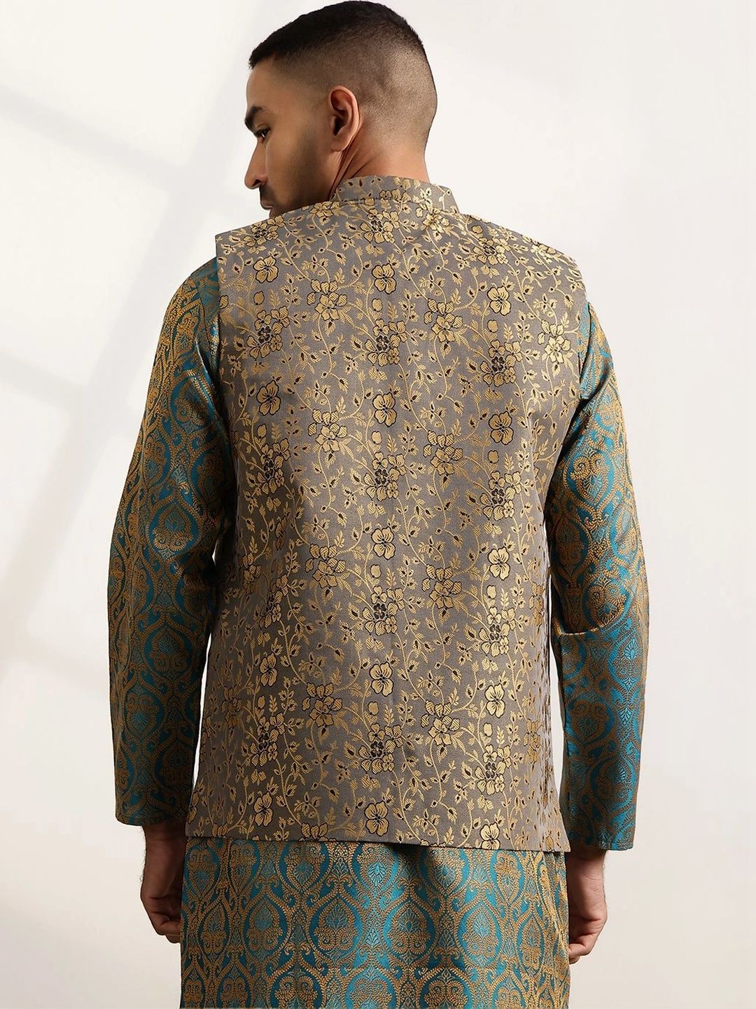 Jaket Nehru Brocade Rekaan Tenunan Anouk