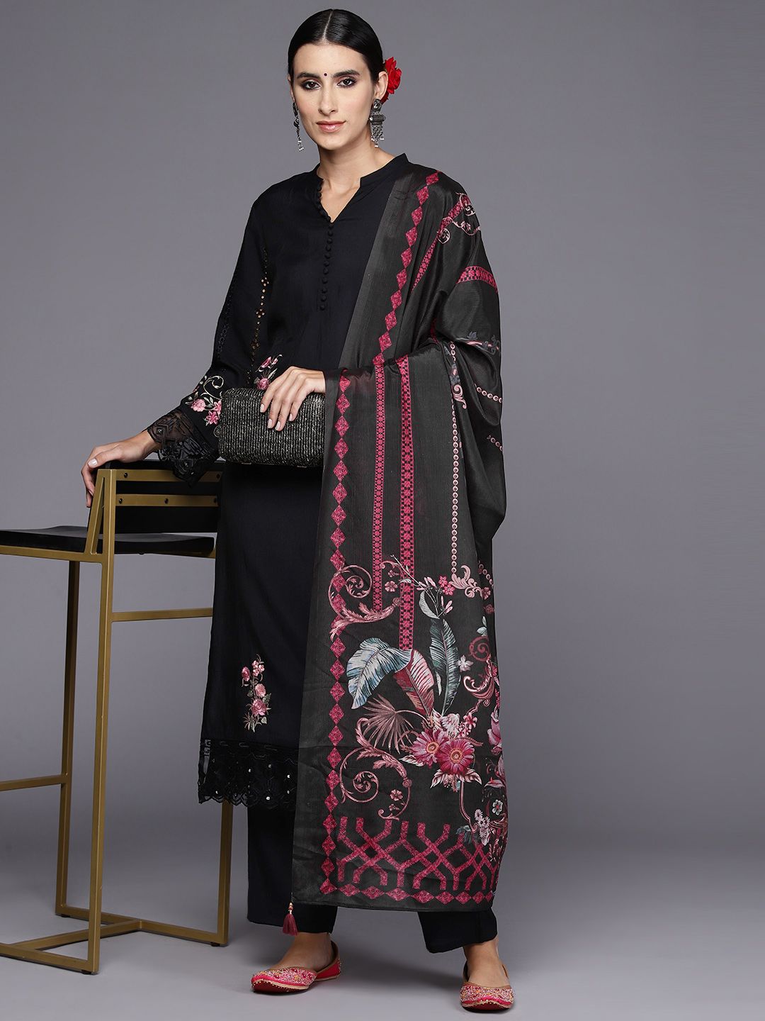 Indo Era Women Floral Embroidered Regular Thread Work Kurta with Trousers & Dupatta