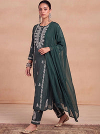 House of Chikankari Women   Regular Thread Work Chanderi Silk Kurta with Trousers &