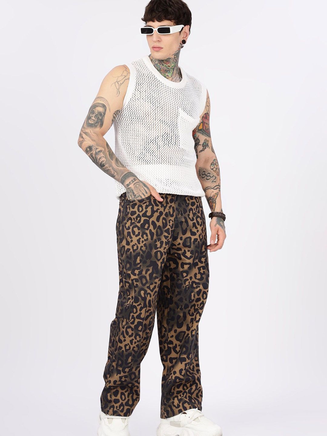 Eszett Men Printed Baggy Fit Cargos Trousers