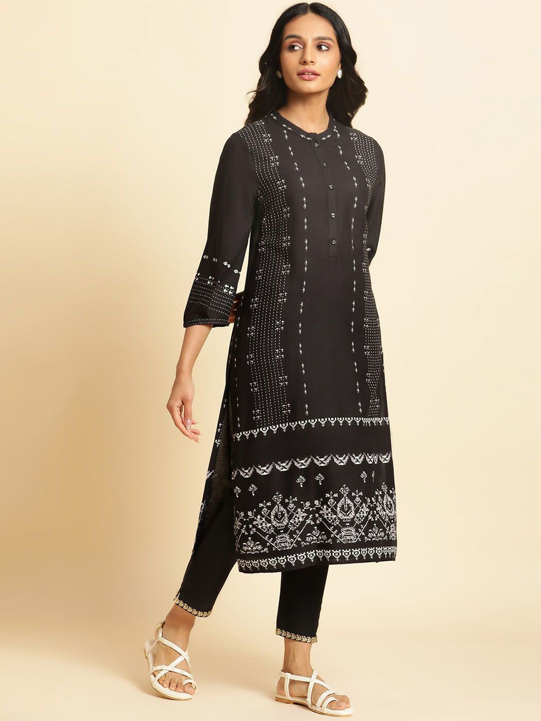 W Ethnic Motifs Printed Band Collar Straight Kurta