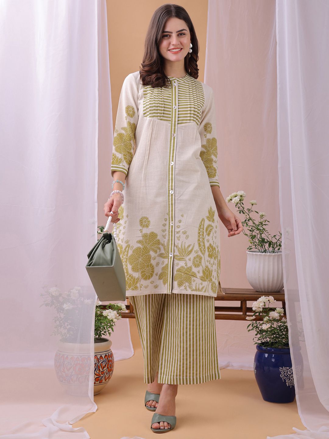KALINI WomenParrot Green Floral Printed Pure Flex Cotton Co-ord Set