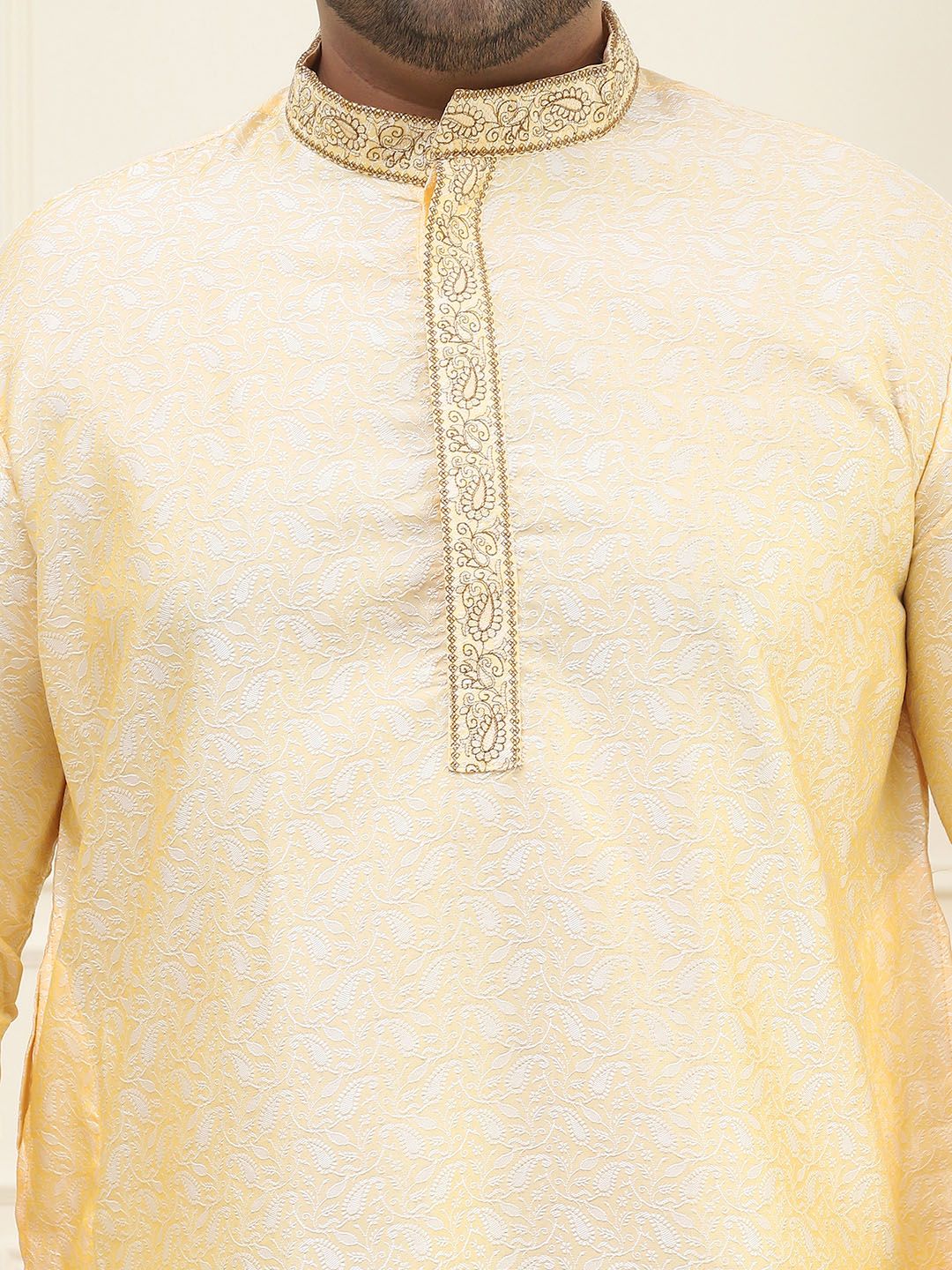 SOJANYA PLUS Men Yellow & Off White Ethnic Motifs Embroidered Thread Work Kurta