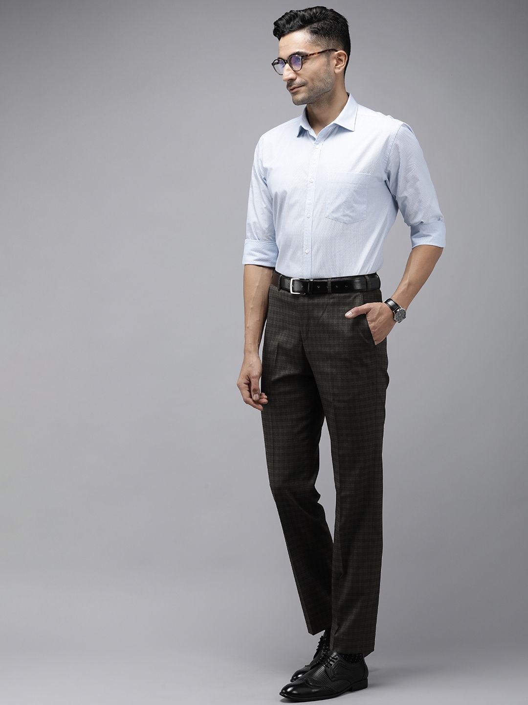 Park Avenue Men Mid-Rise Checked Smart Trousers