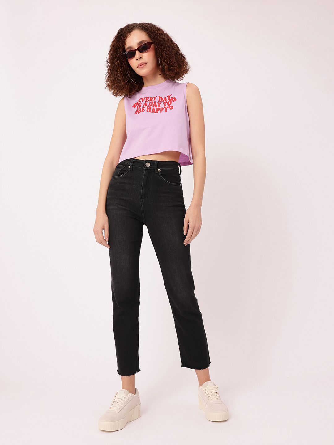 DressBerry Women Classic Vibe High-Rise Light Fade Frayed Cropped Jeans