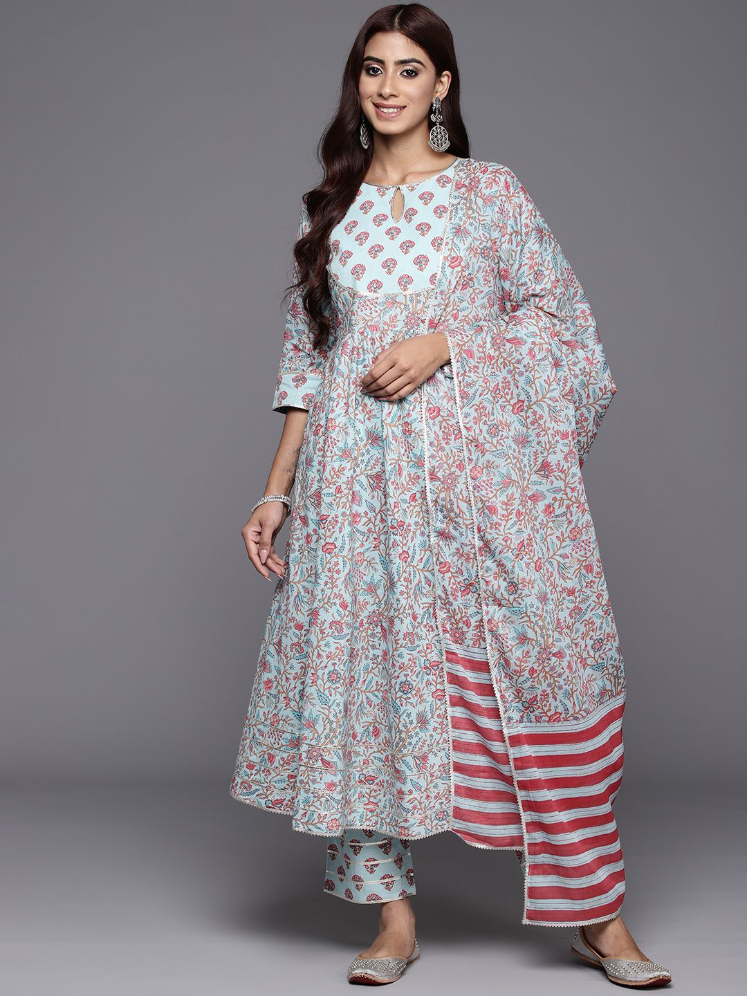 Libas Women Floral Printed Pleated Gotta Patti Pure Cotton Kurta with Trousers & Dupatta