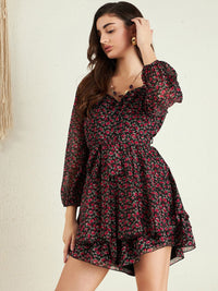 Berrylush Black Floral Printed Sweetheart Neck Layered Detailed Playsuit With Belt