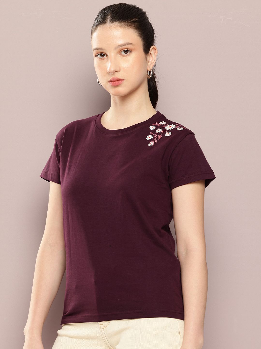 DILLINGER Women Regular Fit Short Sleeve Embroidery Tshirt
