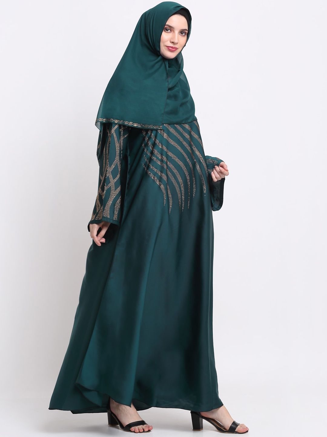 KLOTTHE Women Green Embellished Burqas With Scarves