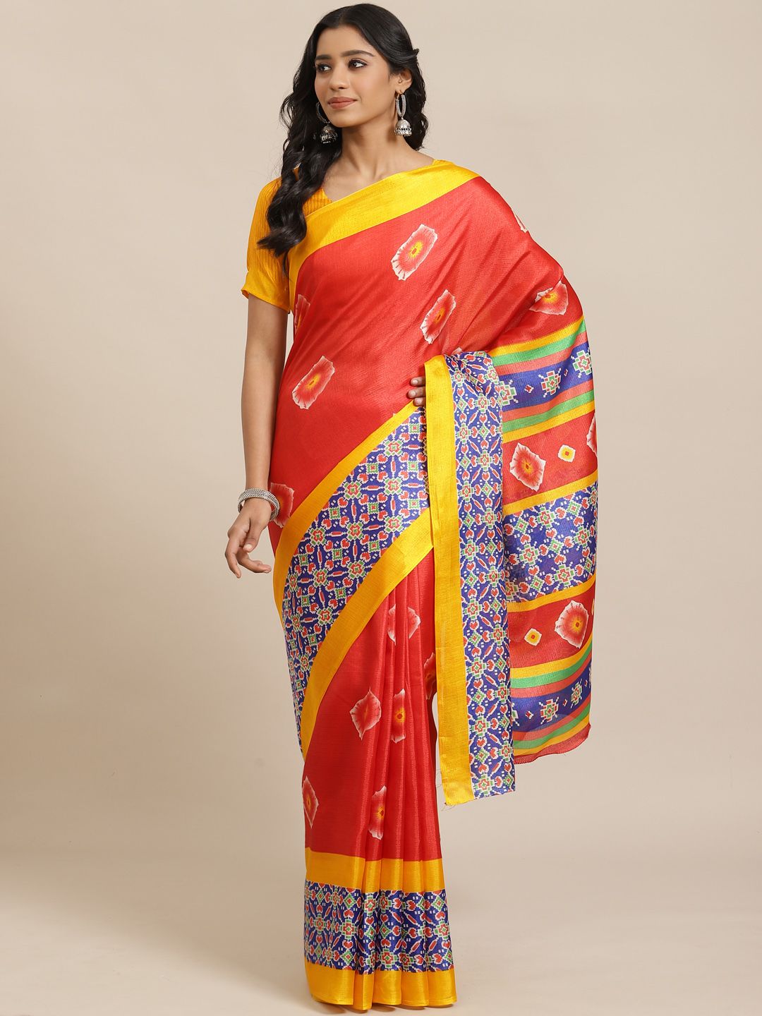 Saree mall Red & Off-White Dyed Effect Saree