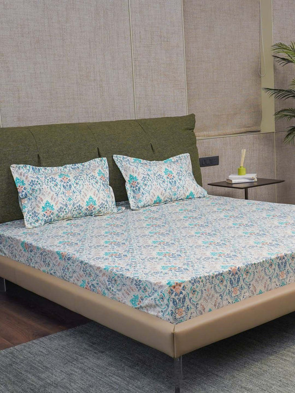 URBAN SPACE Mughal Garden White & Blue Pure Cotton 200 TC Queen Bedsheet & 2 Pillow Covers