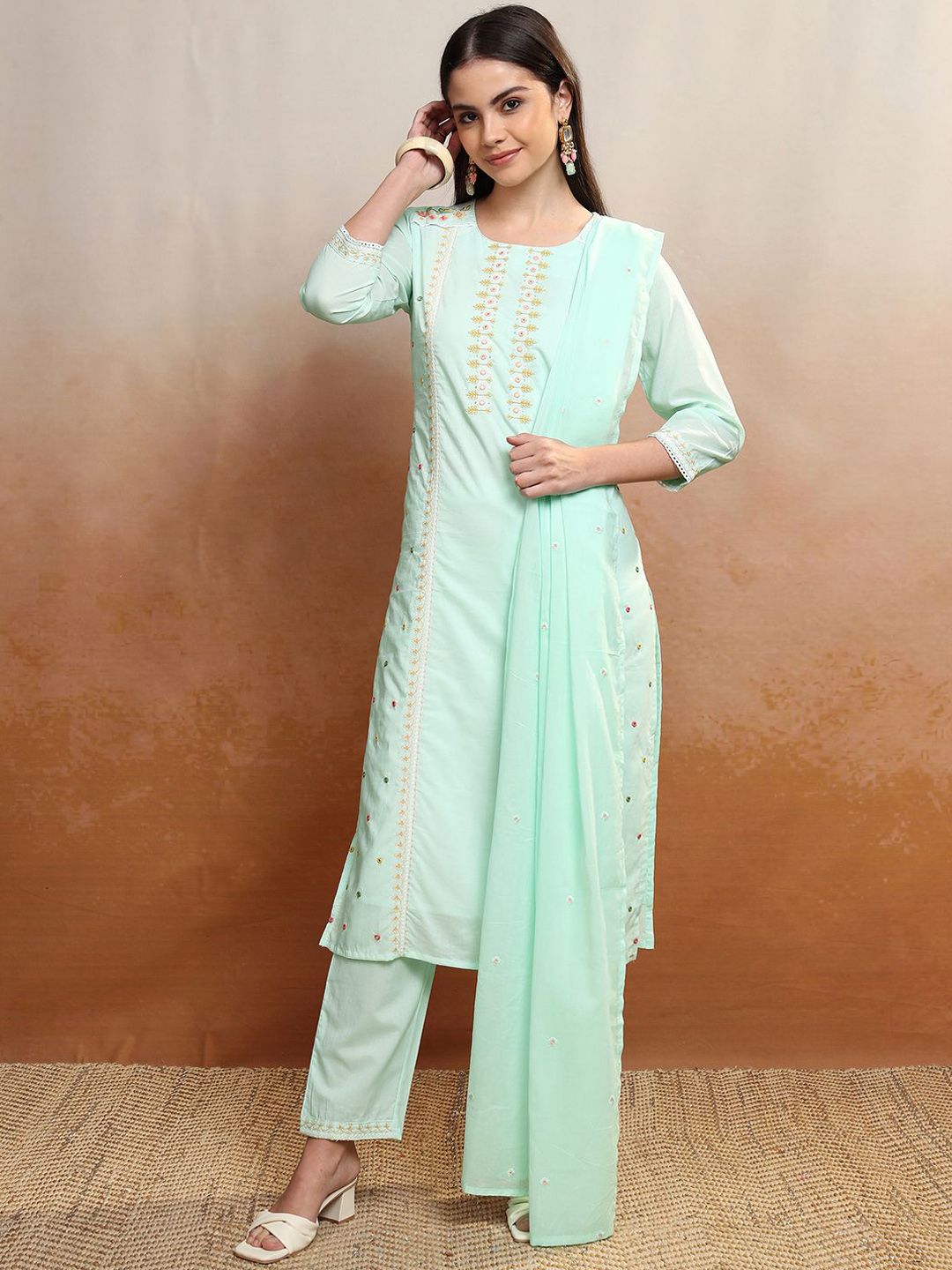 Vishudh Women Floral Embroidered Regular Pure Cotton Kurta with Trousers & With Dupatta