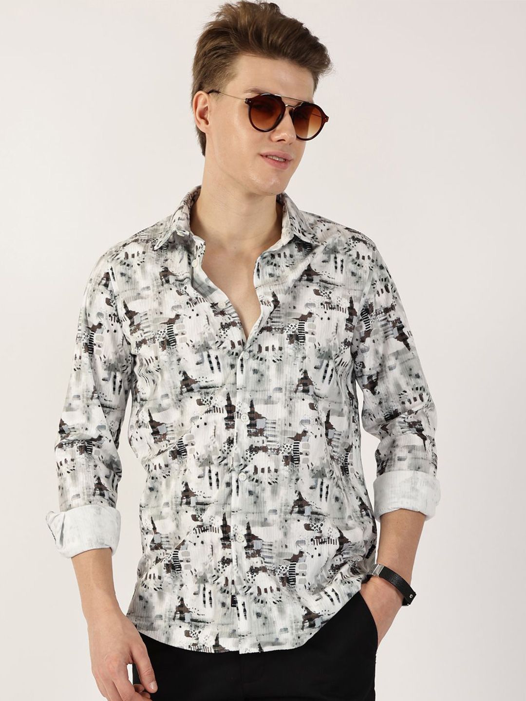 Thomas Scott Men Premium Fit Spread Collar Abstract Printed Cotton Casual Shirt