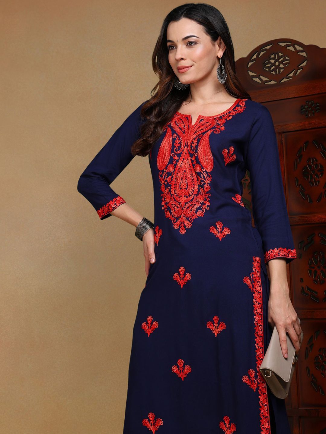 KALINI Ethnic Motifs Embroidered Thread Work Straigth Kurta