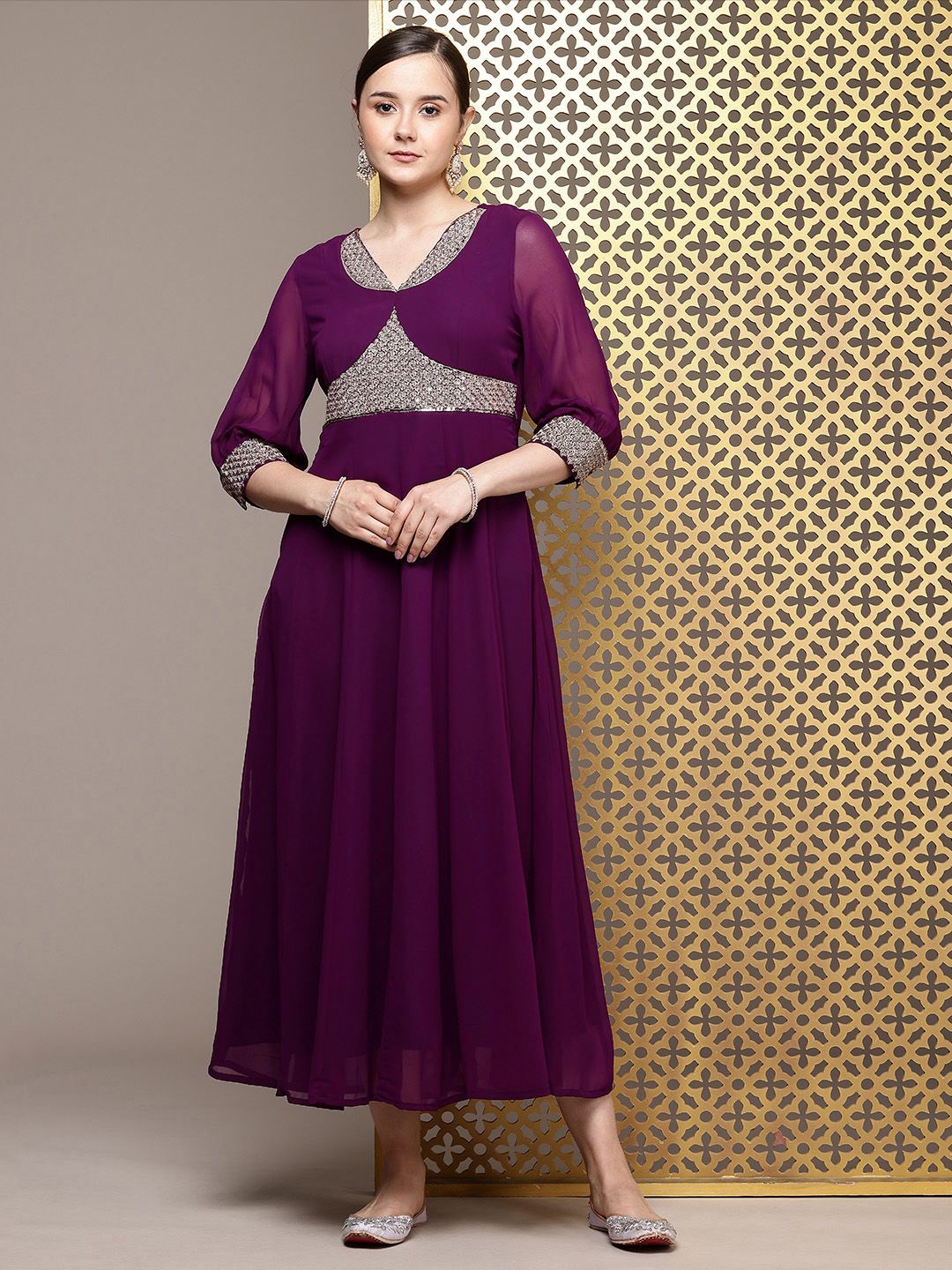 House of Pataudi Embellished A-Line Jashn Midi Party Dress