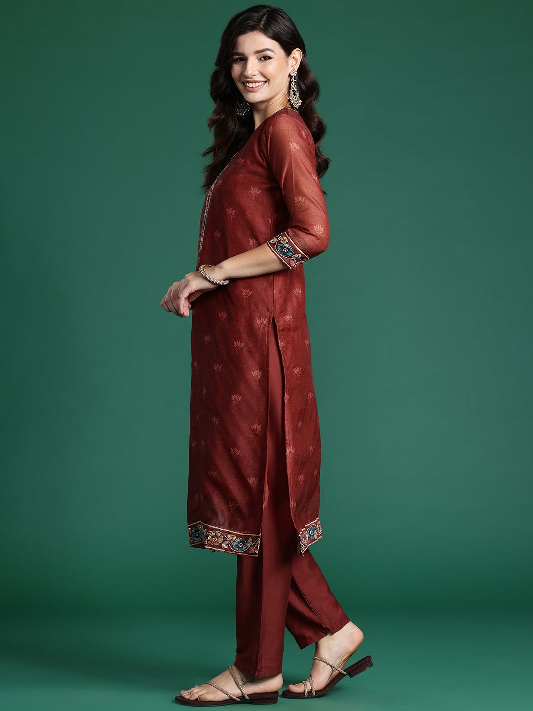 Indo Era Ethnic Motifs Embroidered Thread Work Chanderi Silk Kurta With Trousers & Dupatta