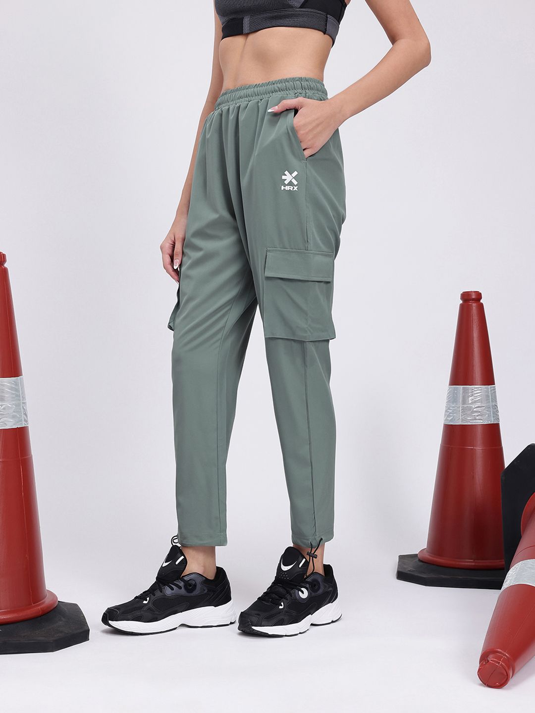 HRX by Hrithik Roshan Women Mid-Rise Cropped Lifestyle Cargos with Toggle Hem