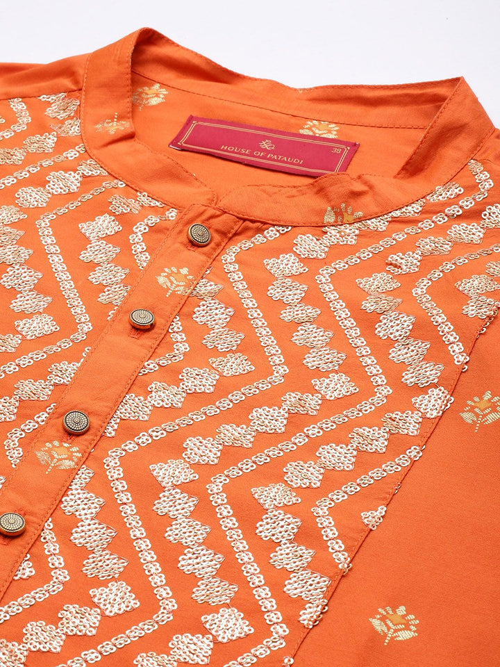 House of Pataudi Floral Printed Mandarin Collar Sequinned Jashn Kurta with Churidar