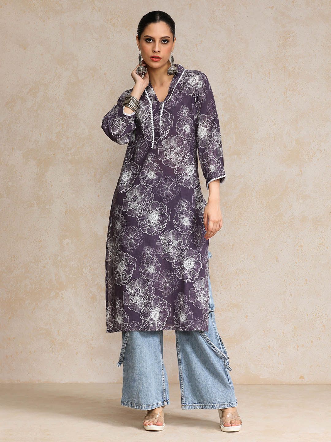 Varanga Floral Printed V-Neck Straight Cotton Kurta
