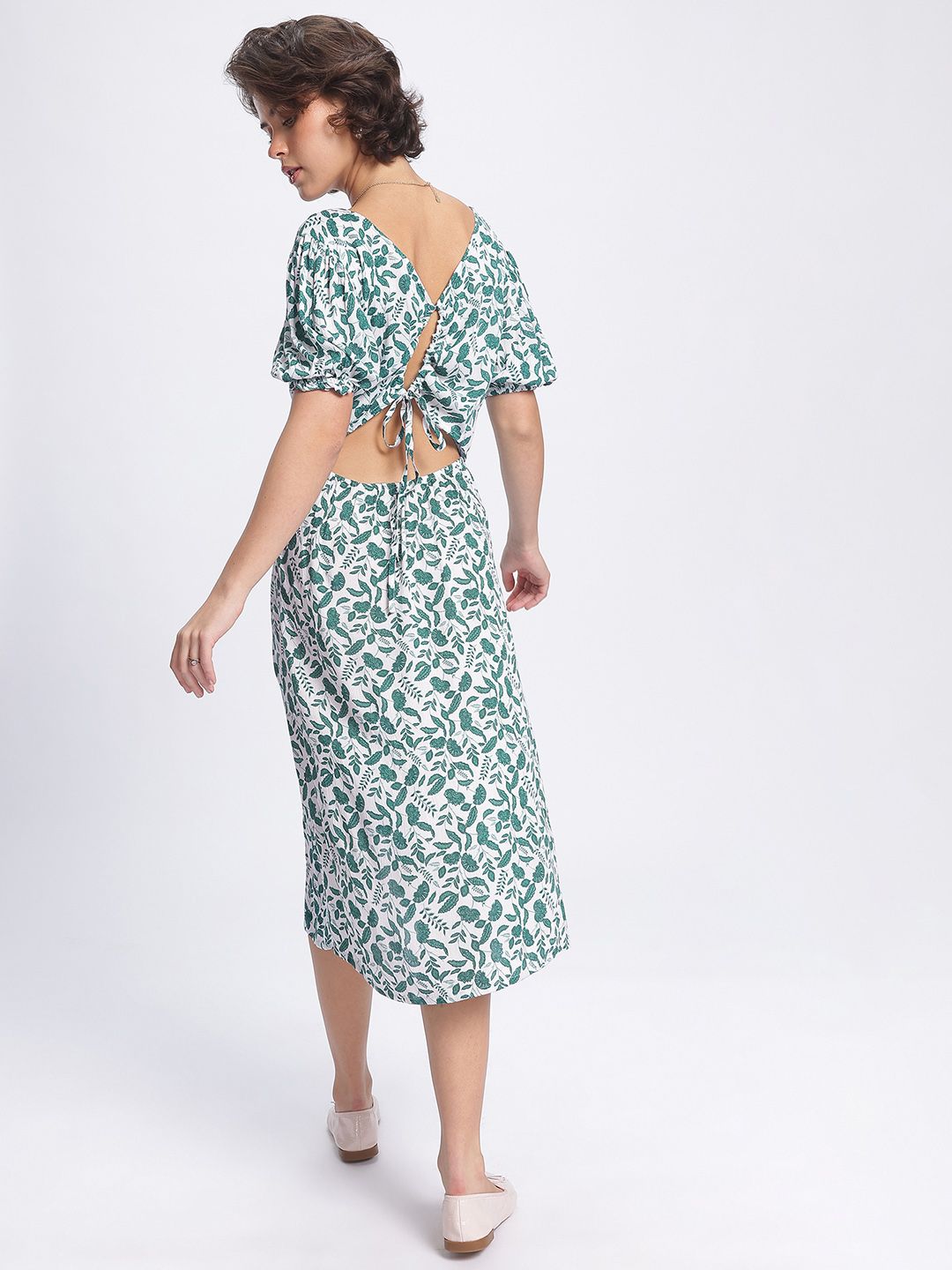 DressBerry Floral Fantasy Cut Out Detail Ruched Front Slit Midi Dress