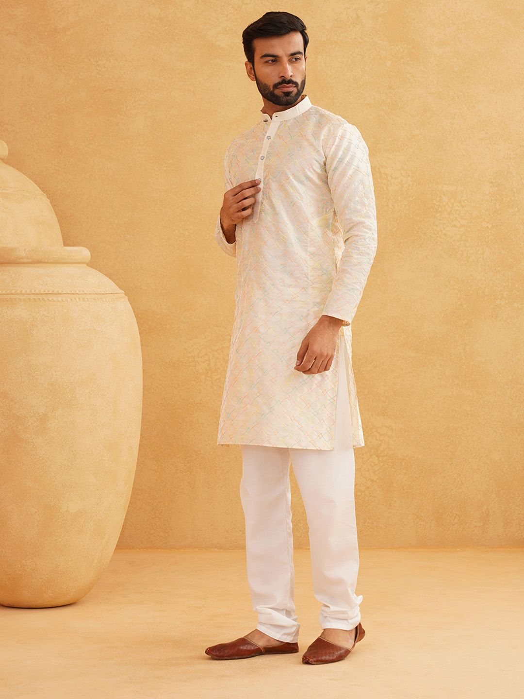 SOJANYA Kurta Kolar Band Bersulam Geometrik