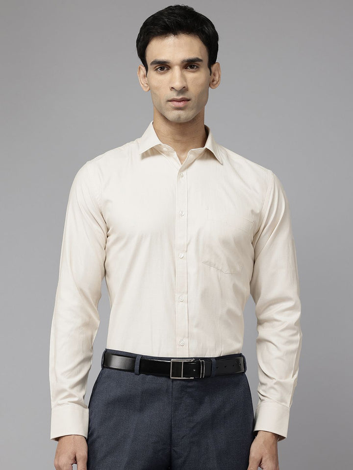 Park Avenue Textured Slim Fit Formal Shirt