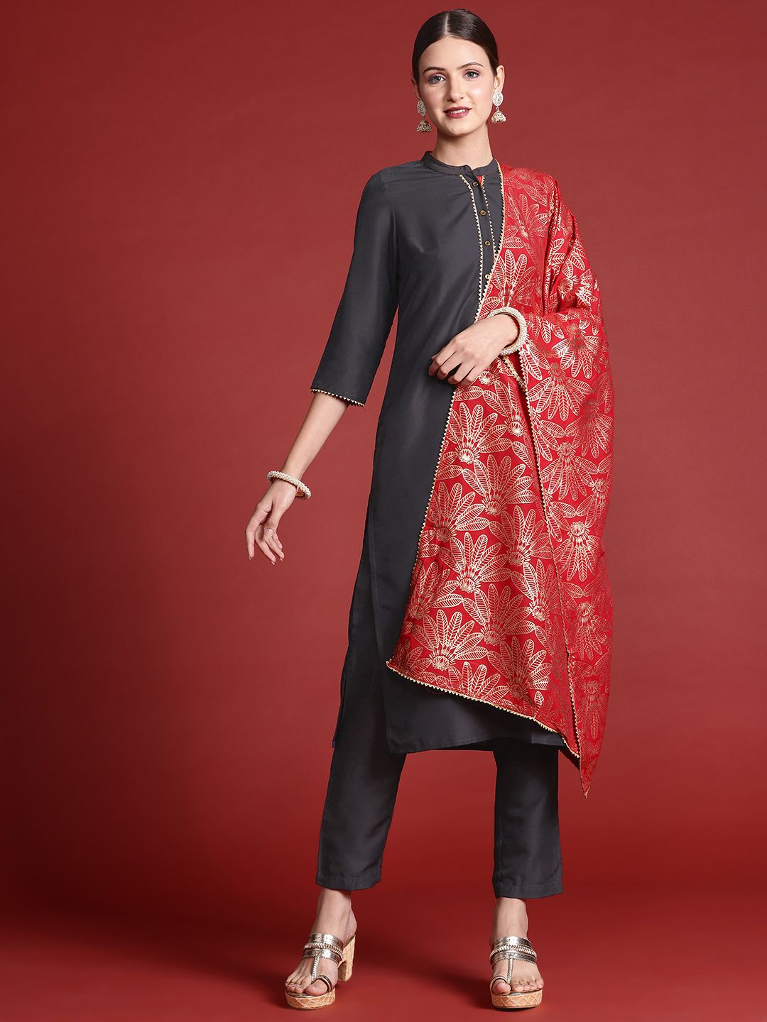 Anouk gotta patti kurta dengan seluar & cetak dupatta