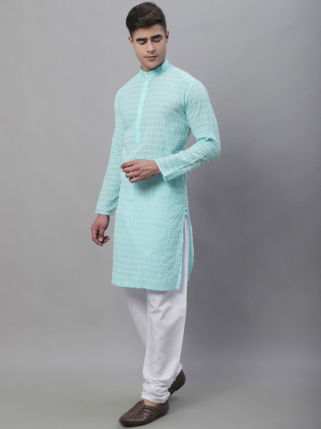 SOJANYA Embroidered Thread Work Pure Cotton Kurta With Churidar