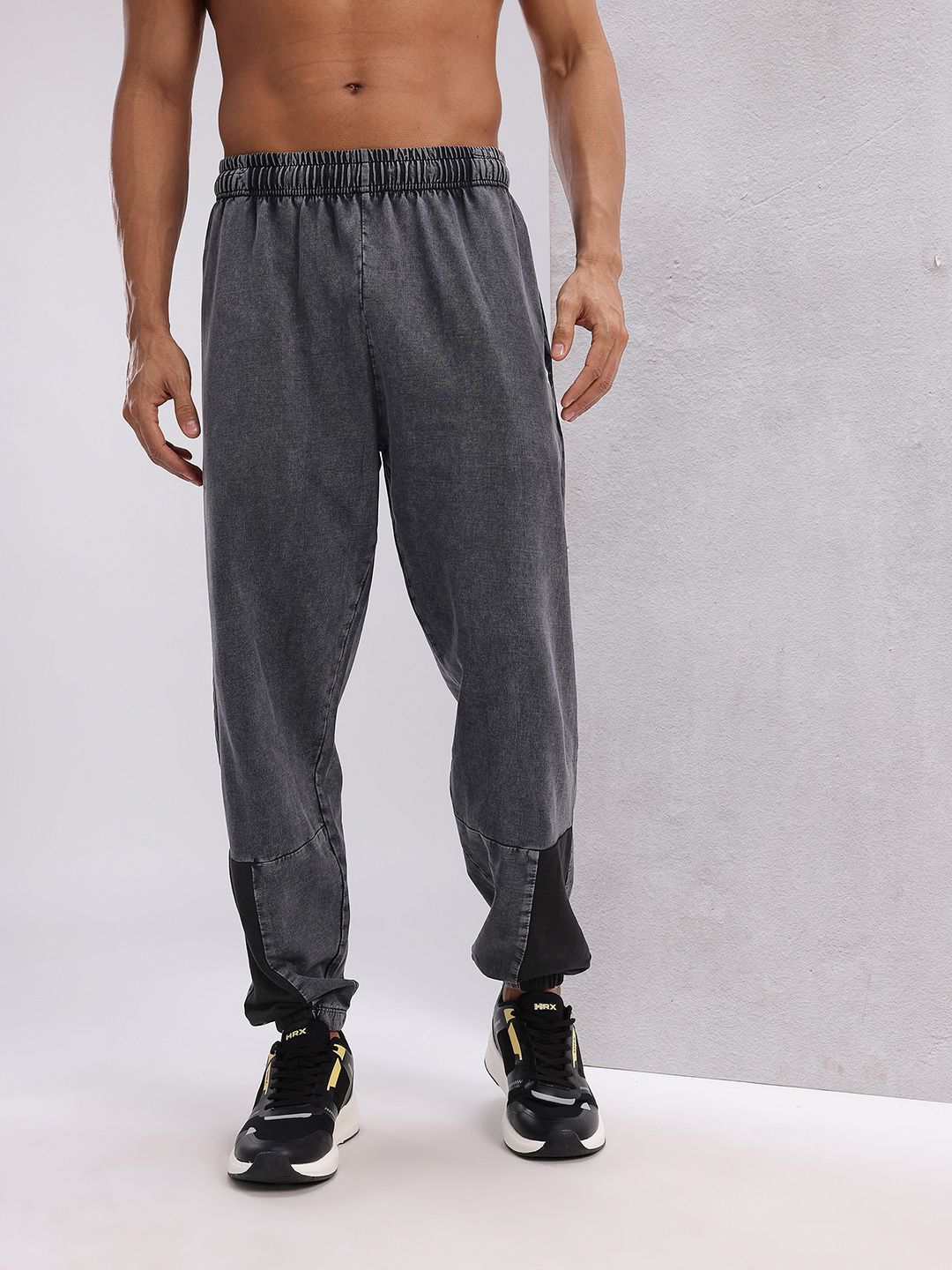 HRX by Hrithik Roshan Men Paneled Training Joggers