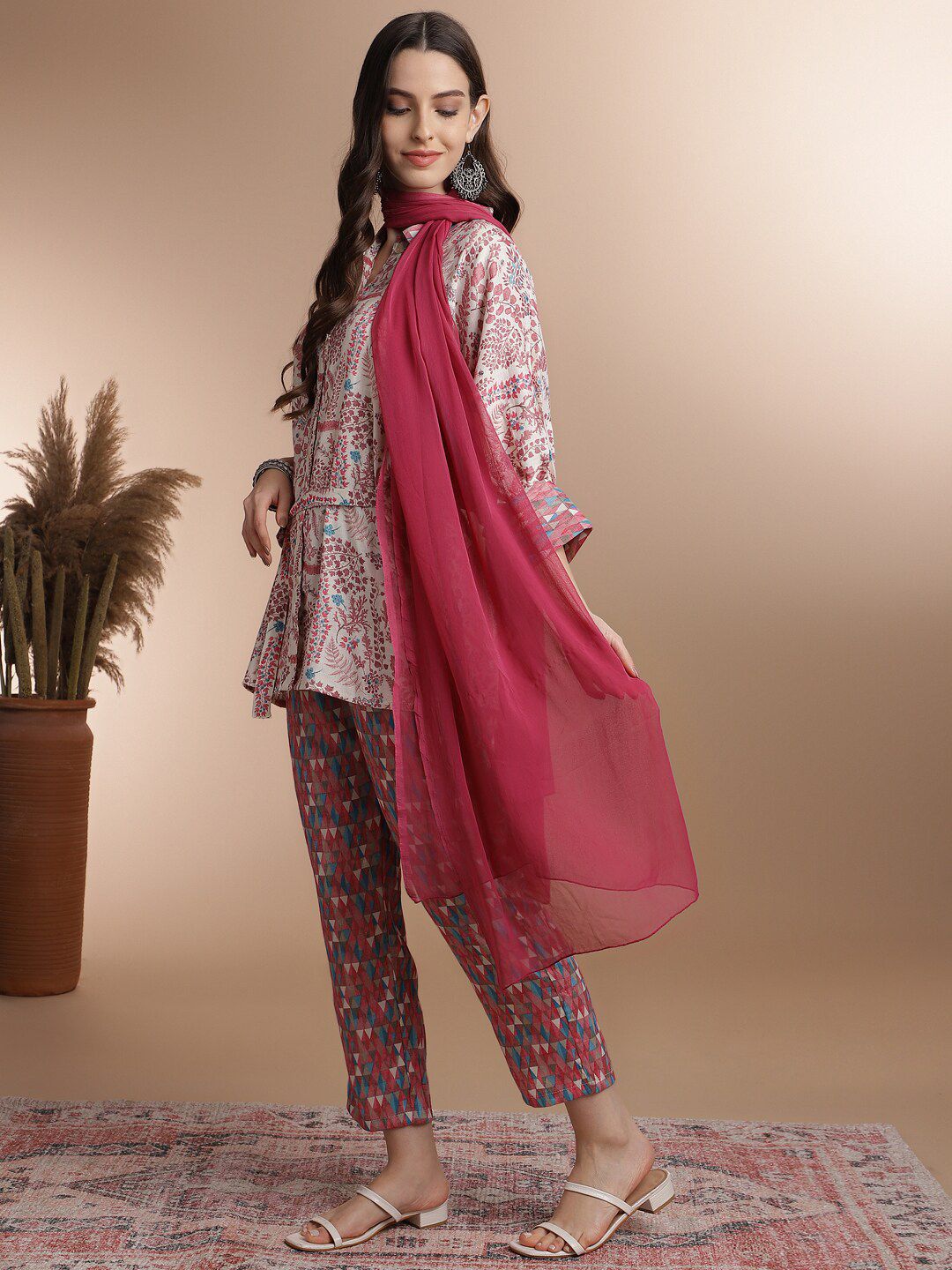 Anouk Floral Printed Top & Trousers With Dupatta