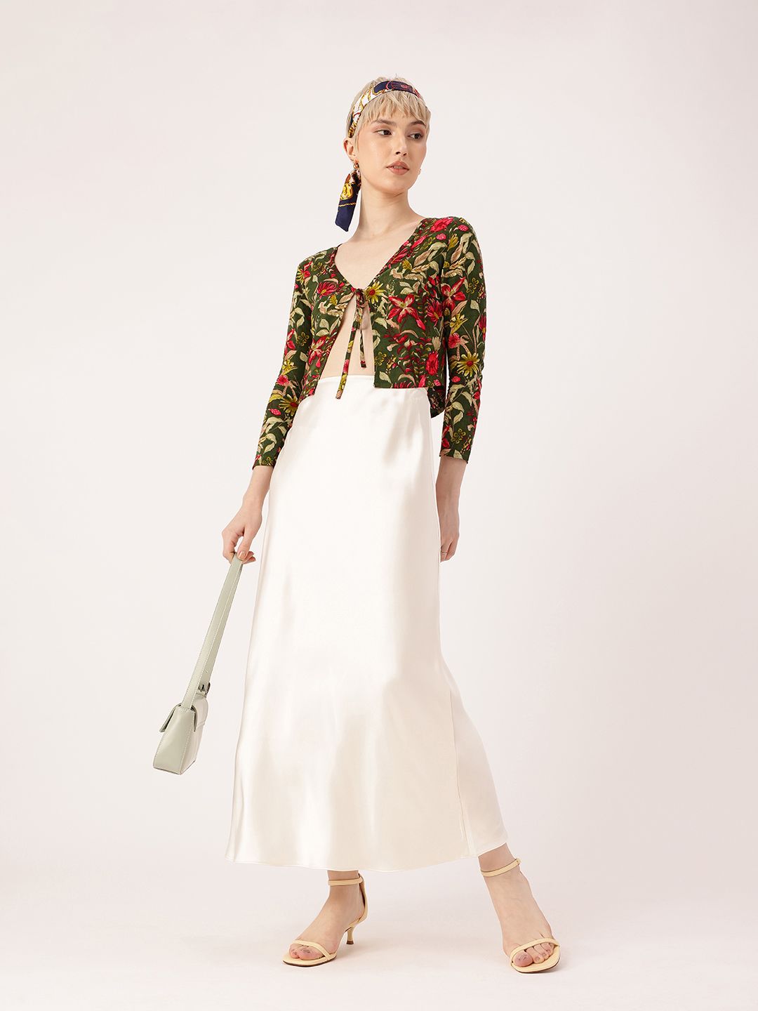 DressBerry Floral Printed Tie-Up Front Open Crop Top
