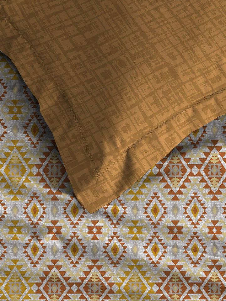 MYTRIDENT Yellow Urban Comfort Flat 144TC Queen Cotton 1 Bedsheet with 2 Pillow Covers