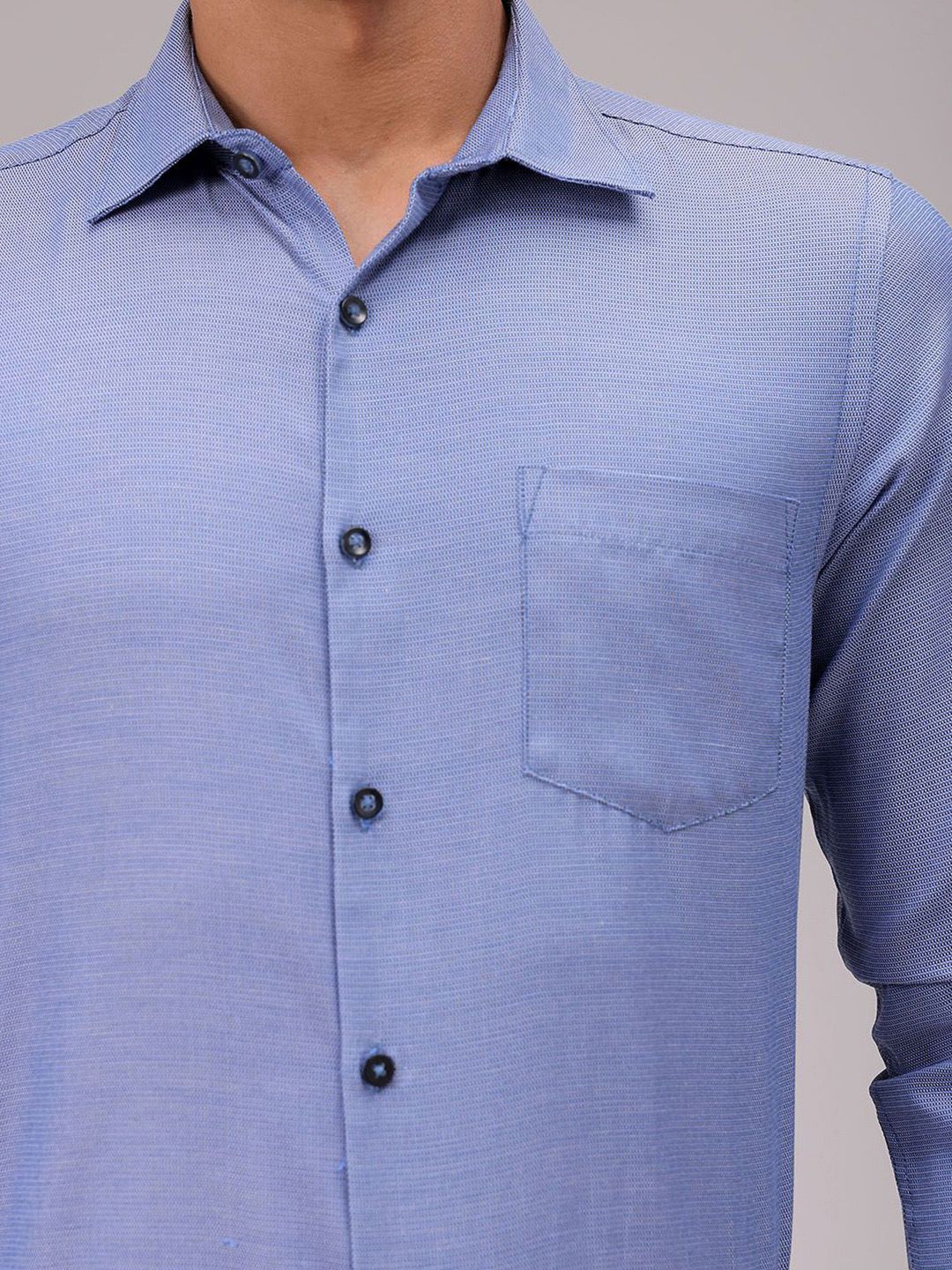 The Indian Garage Co. X Luxe Men Cutaway Collar Solid Slim Fit Formal Shirt