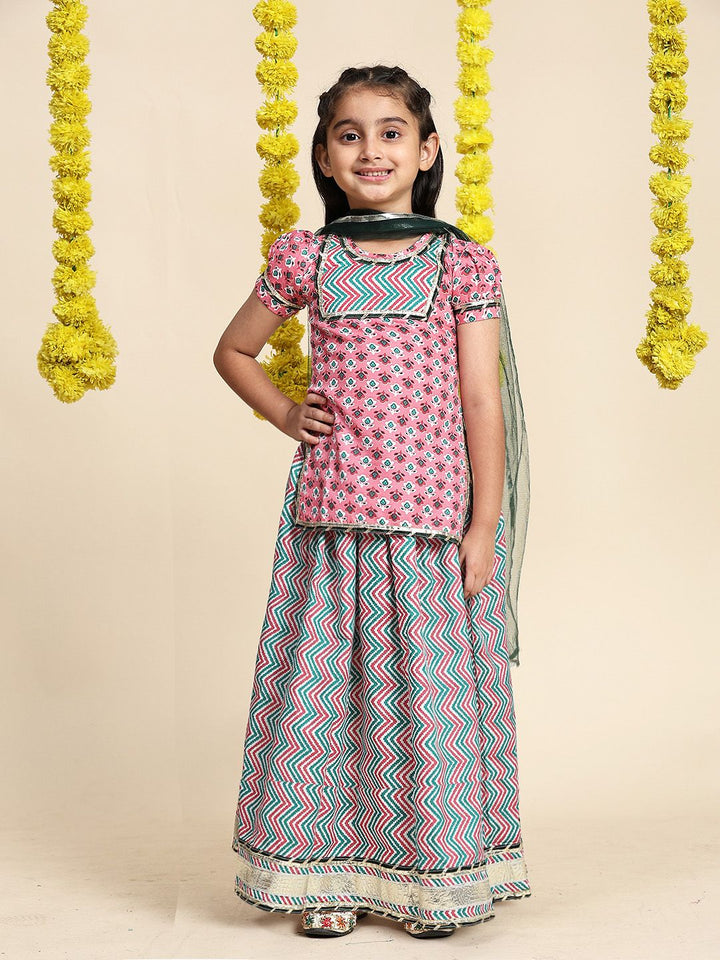 Cutiekins Girls Chevron Printed Cotton Ready to Wear Lehenga & Blouse With Dupatta