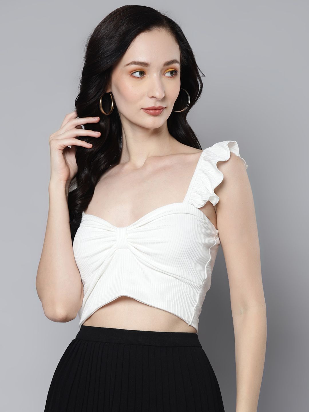 SASSAFRAS White Sweetheart Neck Crop Top