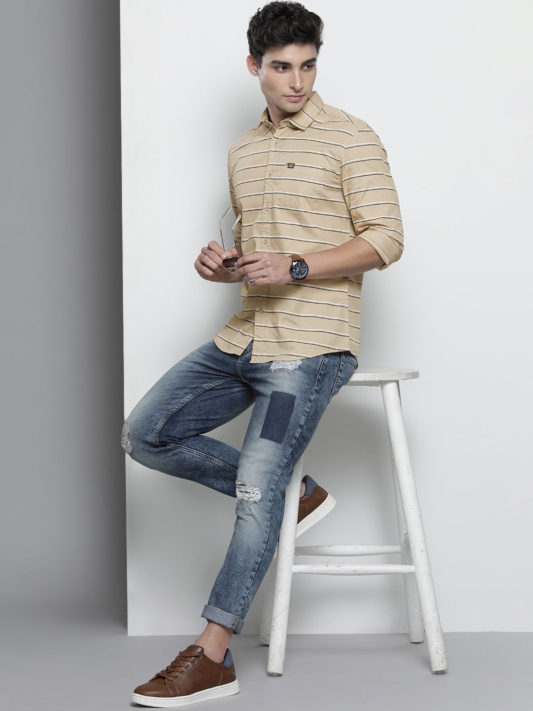 The Indian Garage Co Men Beige Horizontal Striped Casual Shirt