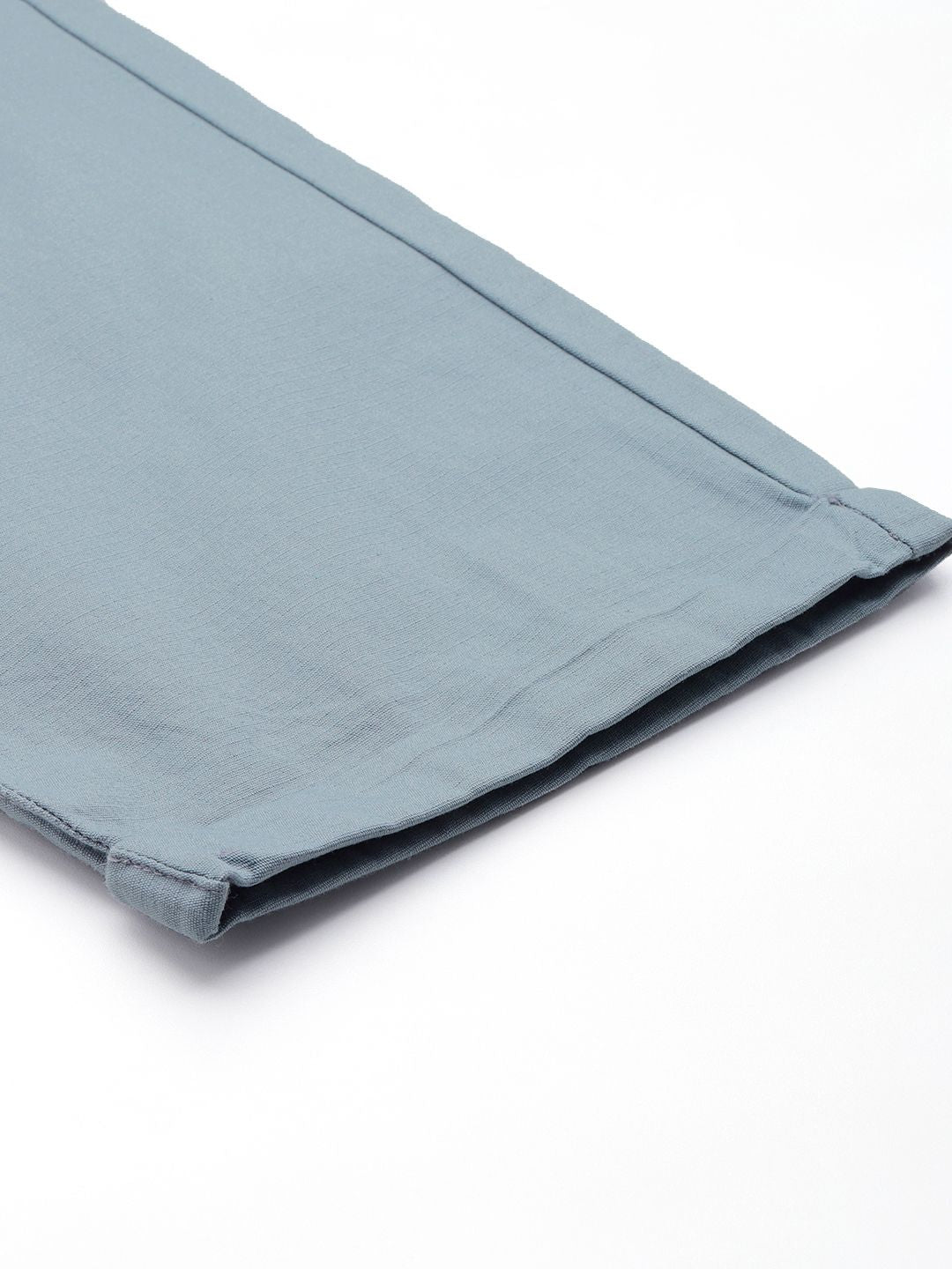 The Indian Garage Co Men Relaxed Fit Ripstop Cargo Trousers