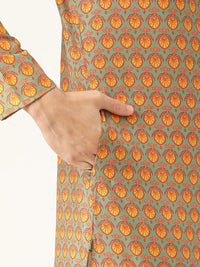 SOJANYA Men Green & Orange Ethnic Motif Print Straight Kurta