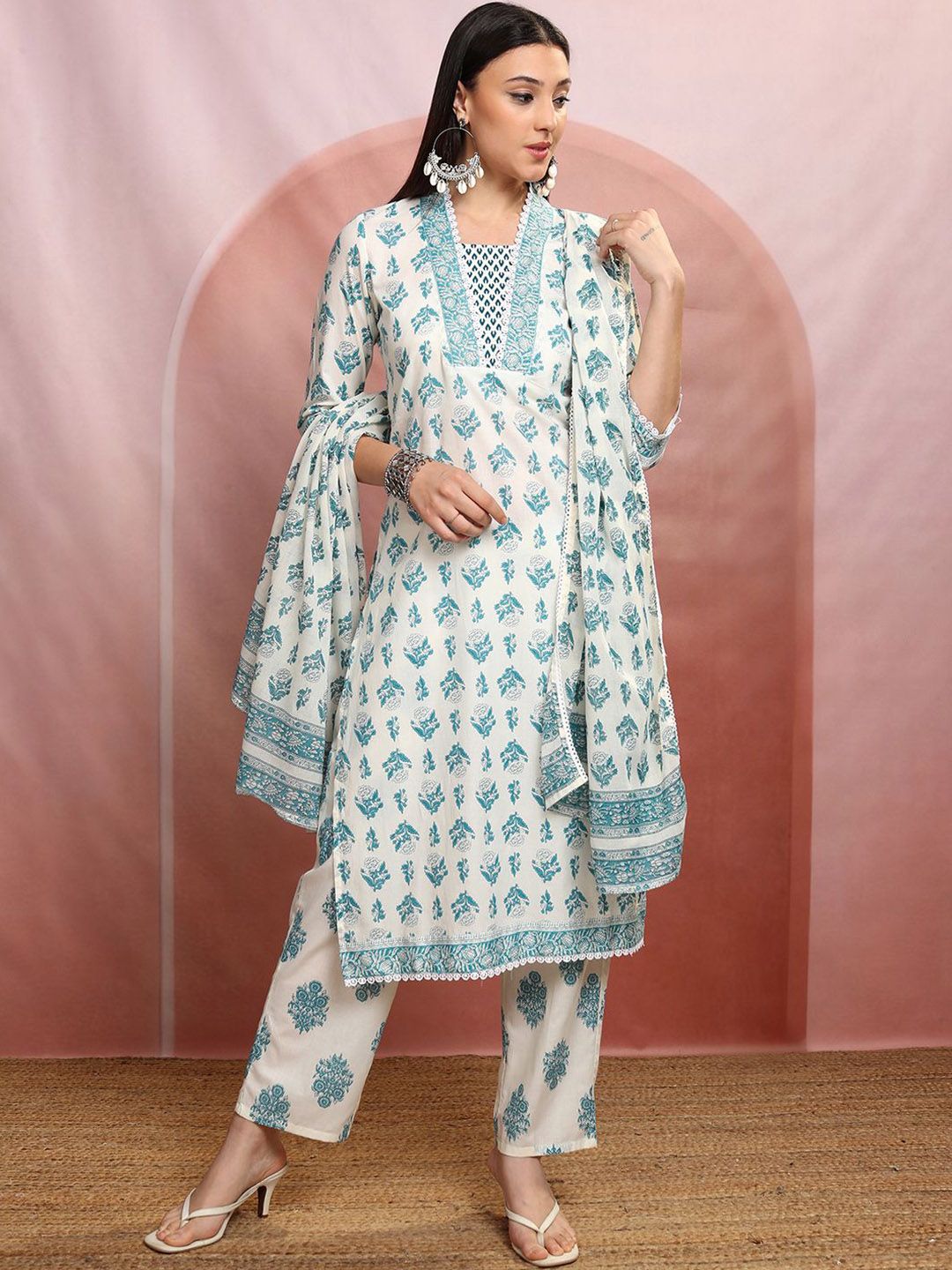 Vishudh White & Green Floral Printed Regular Pure Cotton Kurta with Trousers & Dupatta