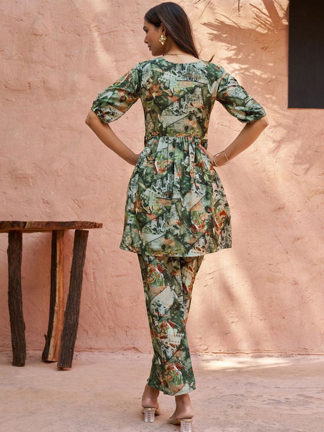 KALINI Floral Printed V-Neck Puff Sleeves Regular A-Line Kurti with Trousers