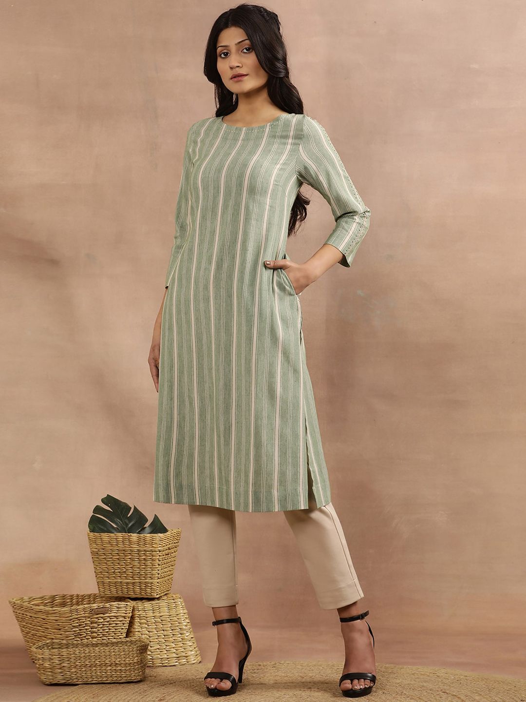 W Green Striped Round Neck Straight Kurta