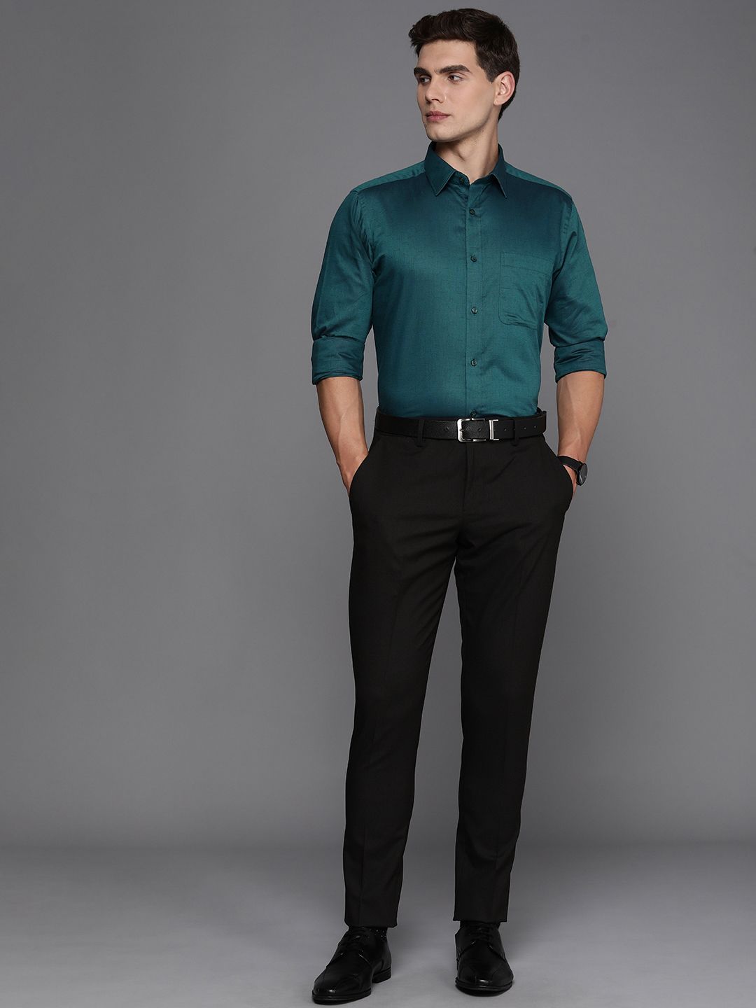 Raymond Pure Cotton Textured Slim Fit Opaque Formal Shirt
