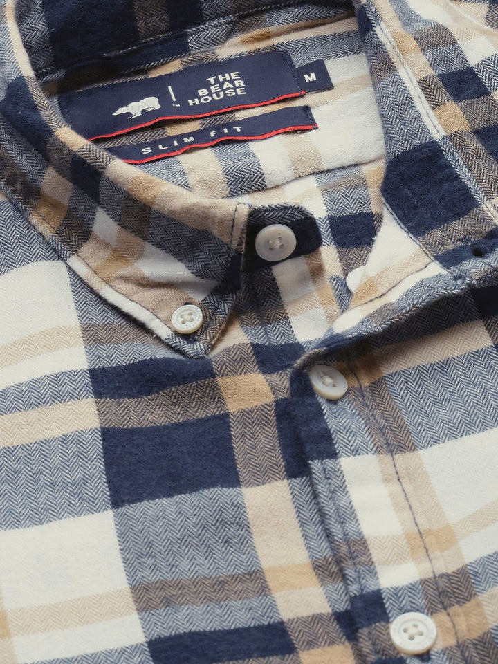 THE BEAR HOUSE Men White & Blue Slim Fit Pure Cotton Checked Casual Shirt
